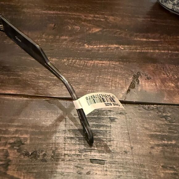 NWT Quay Shield POLARIZED Sunglasses GO OFF Black - Picture 9 of 9